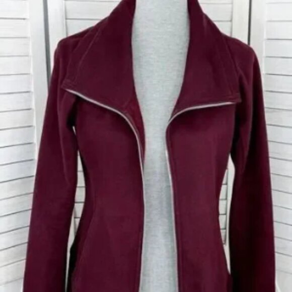 Lululemon Radiant Jacket II Burgundy Size 8 Fleece Full Zip W4BGCS - Picture 1 of 6
